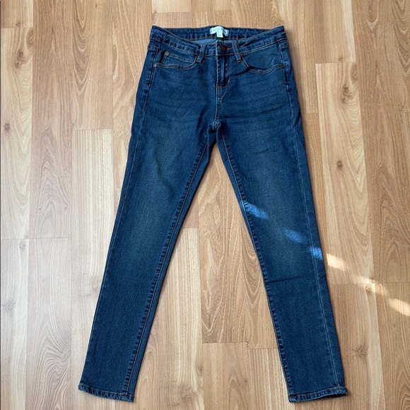 Kendall & Kylie Dark Wash Skinny Jeans | Size Juniors 1/2 - Picture 1 of 7